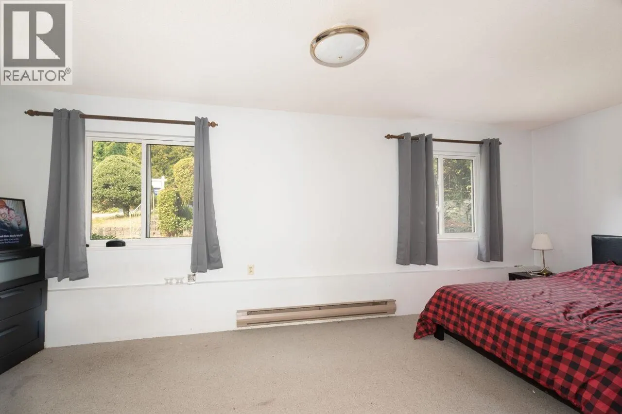 1285 LUCKING PLACE