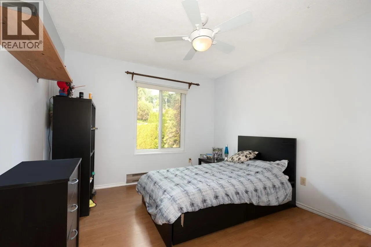 1285 LUCKING PLACE