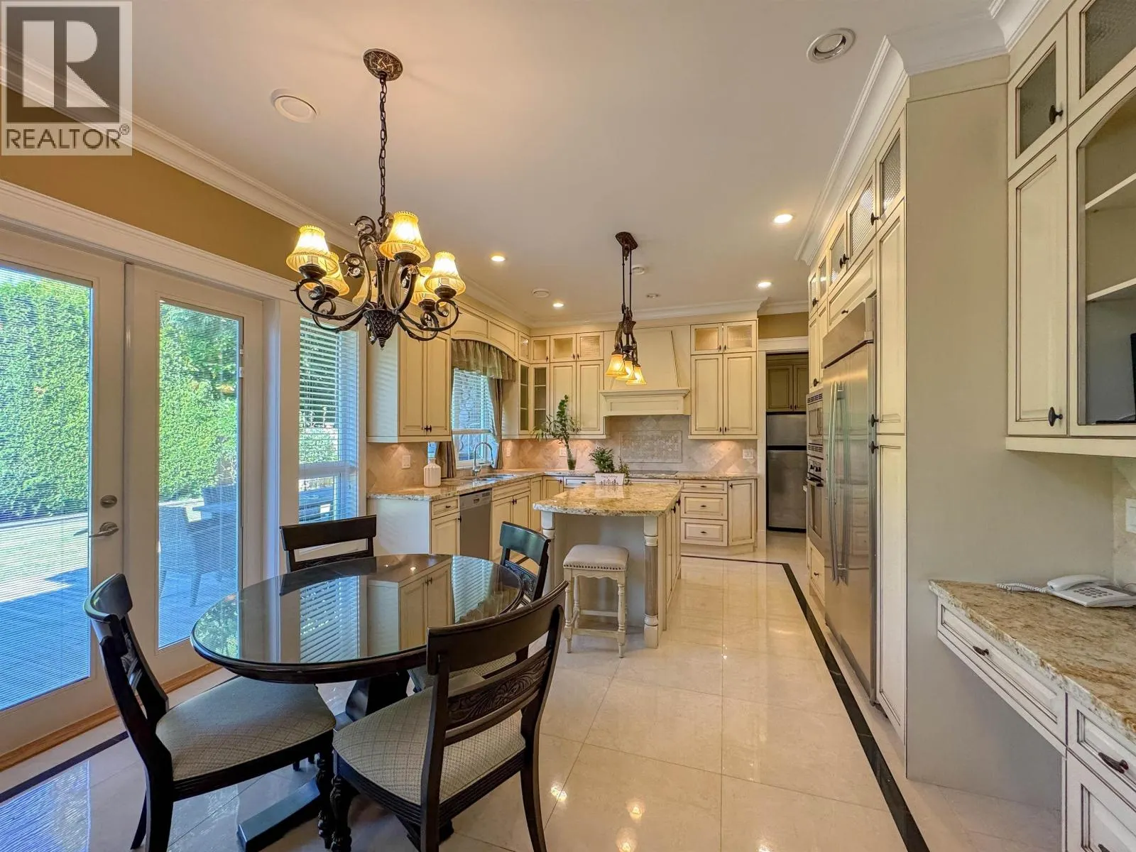 5871 FORSYTH CRESCENT