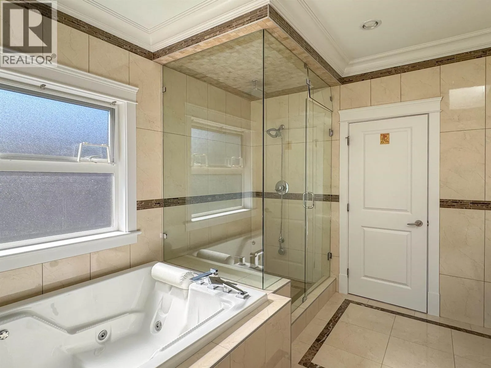 5871 FORSYTH CRESCENT