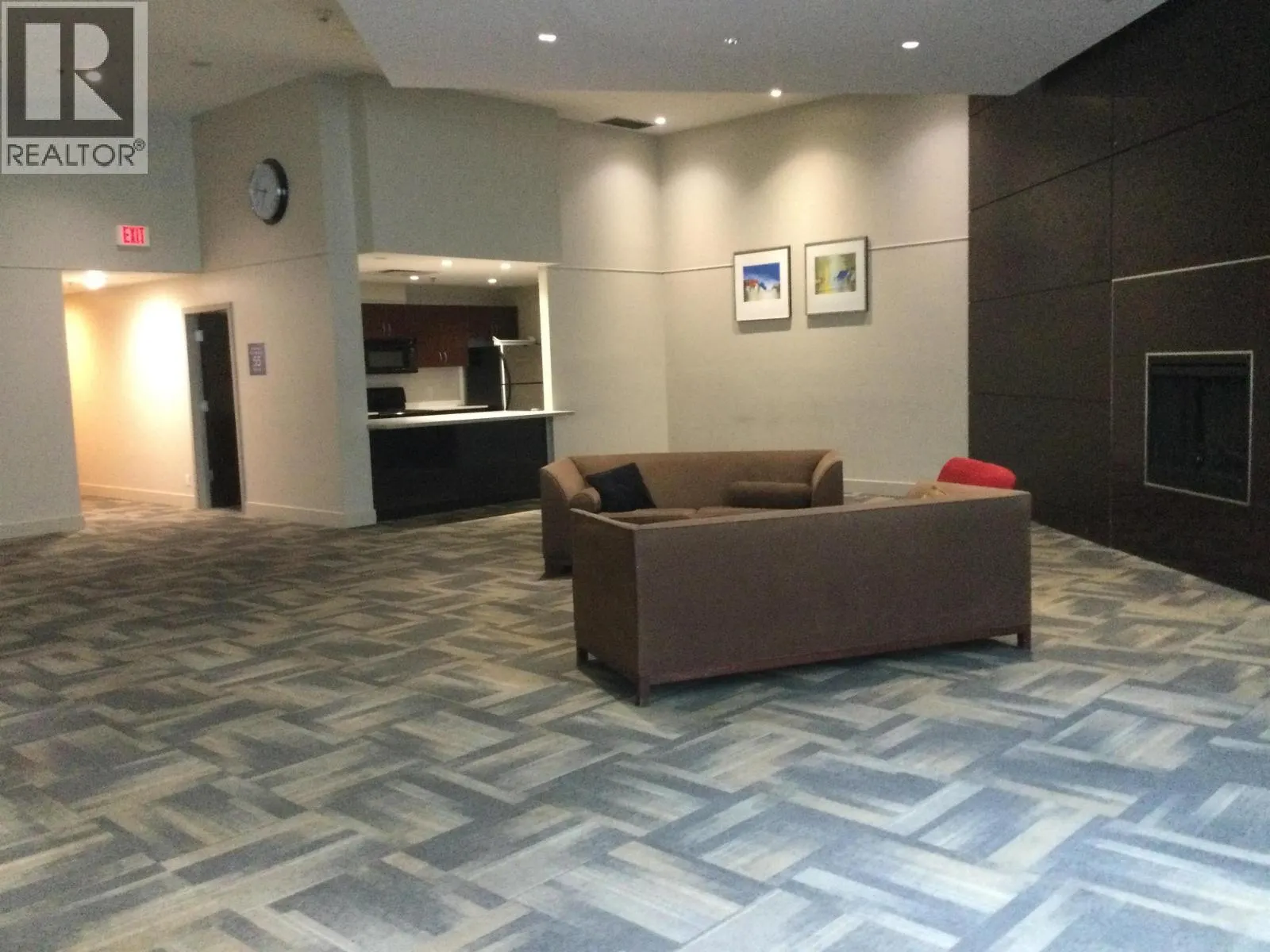TH6 63 KEEFER PLACE