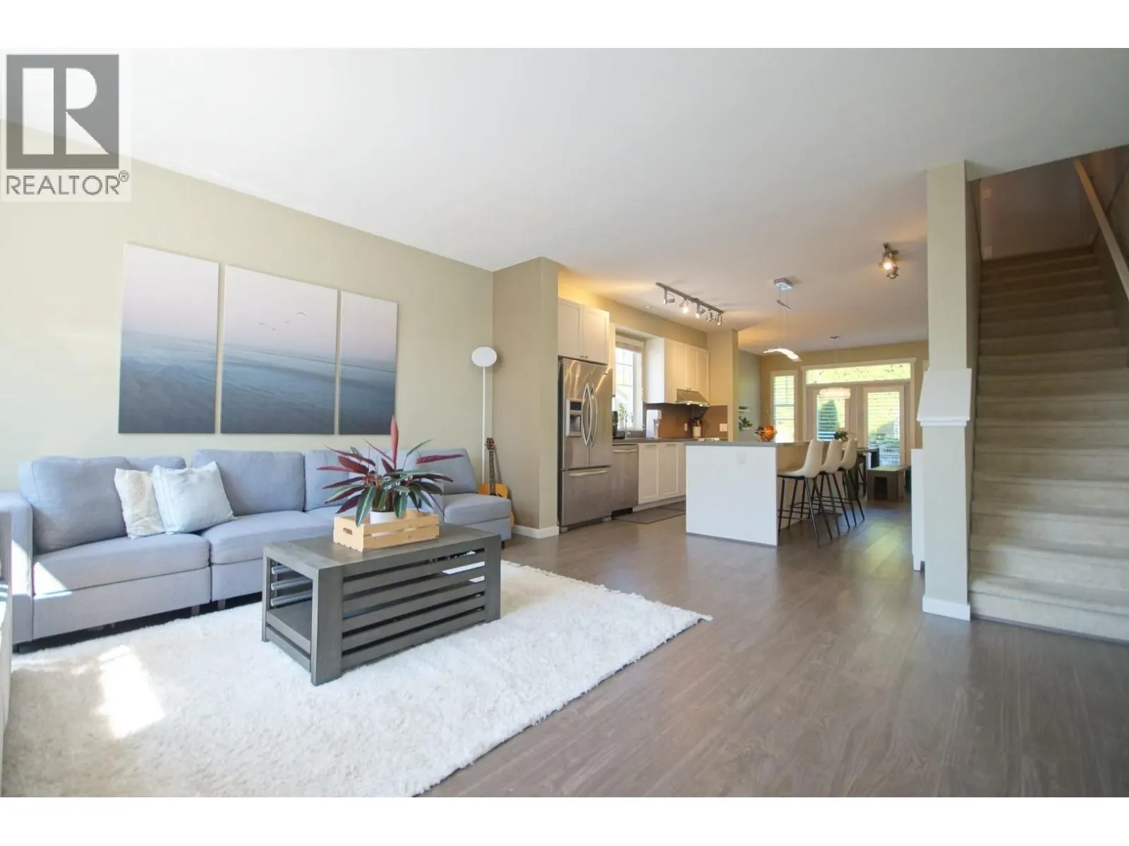 16 3470 HIGHLAND DRIVE