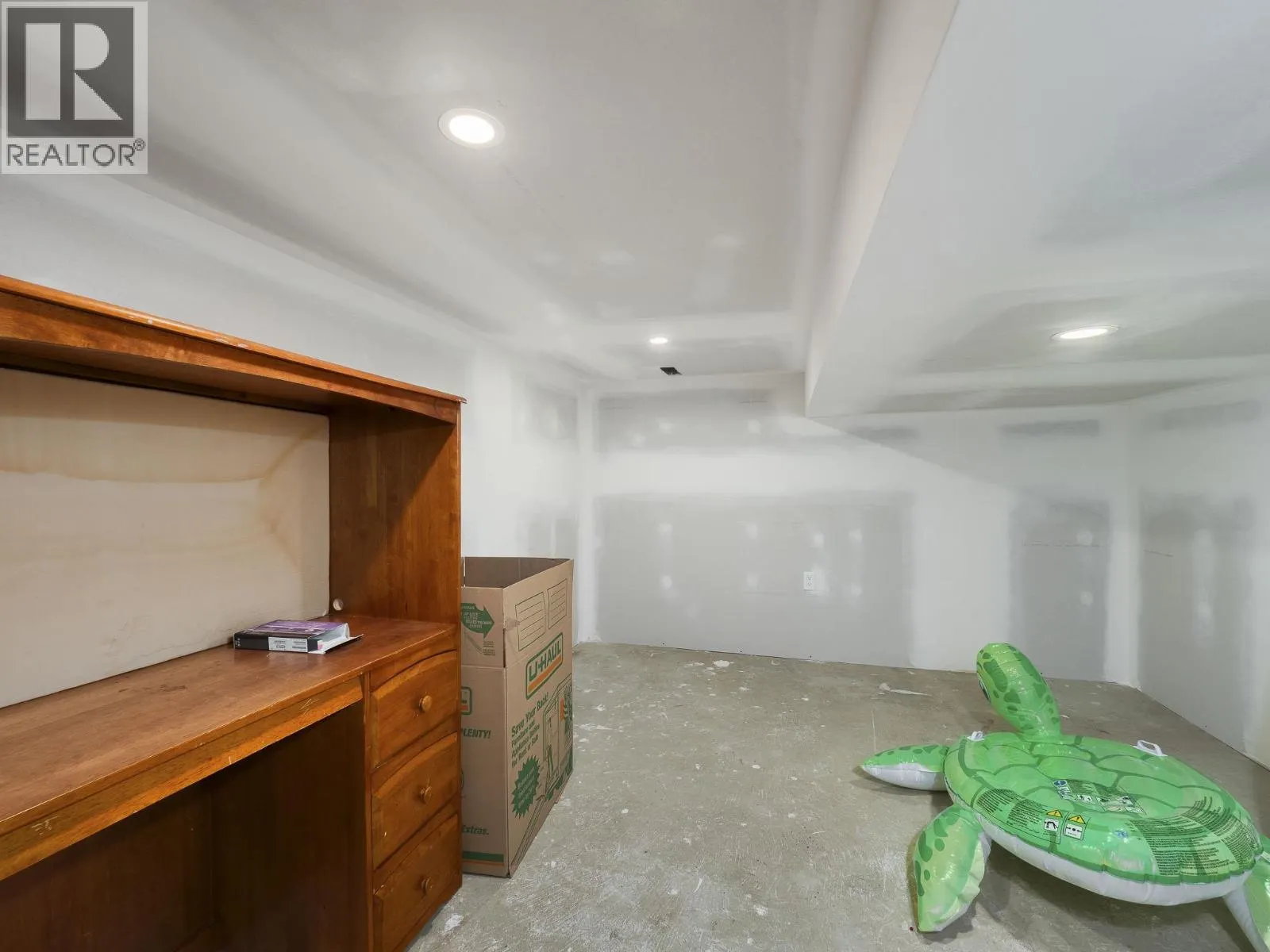 9930 SKYLARK ROAD