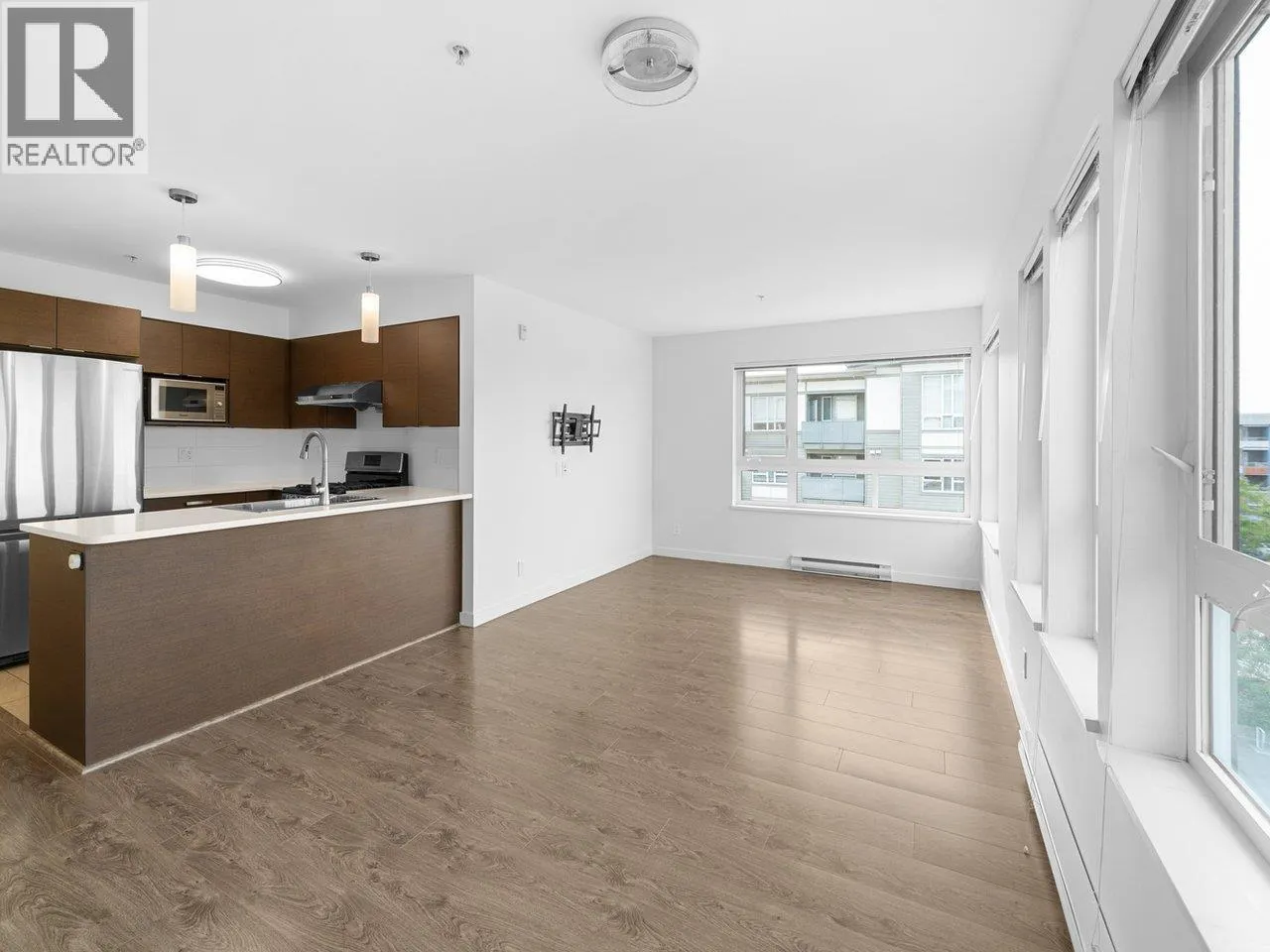 331 12339 STEVESTON HIGHWAY