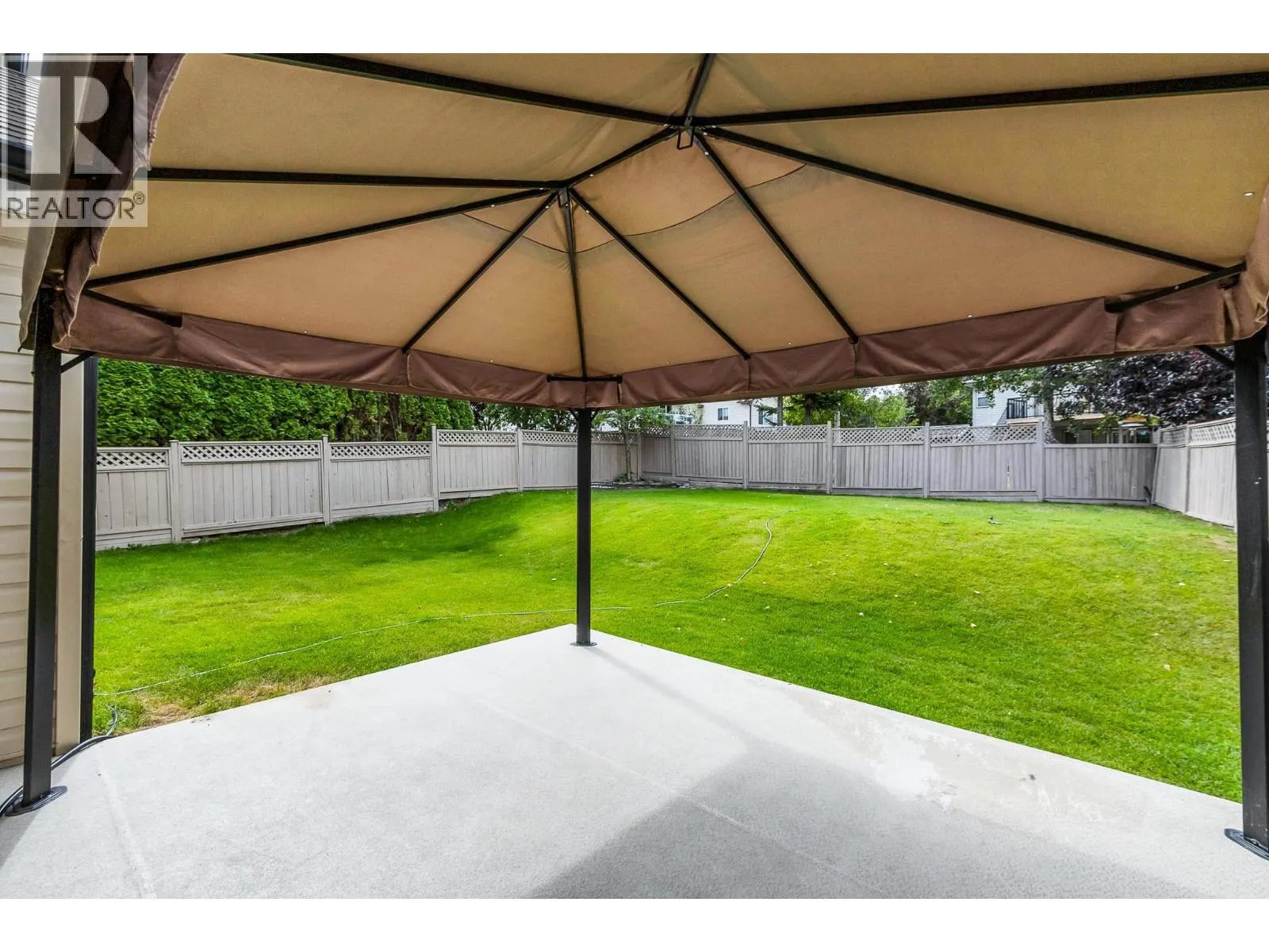 6807 WESTMOUNT DRIVE