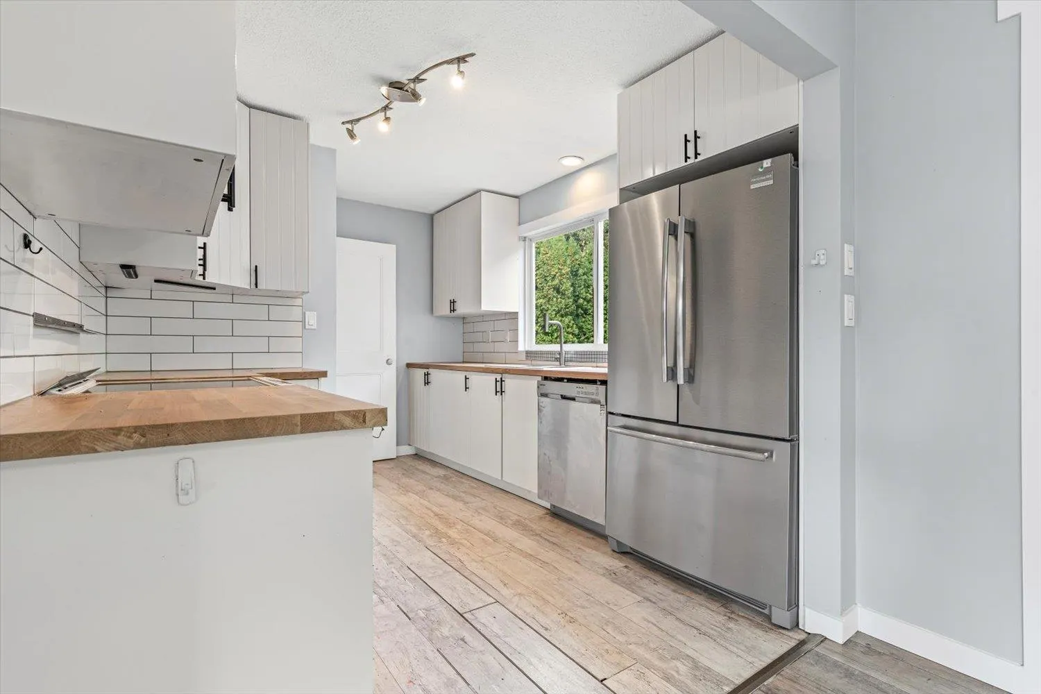 6050 GLENMORE DRIVE|Sardis South