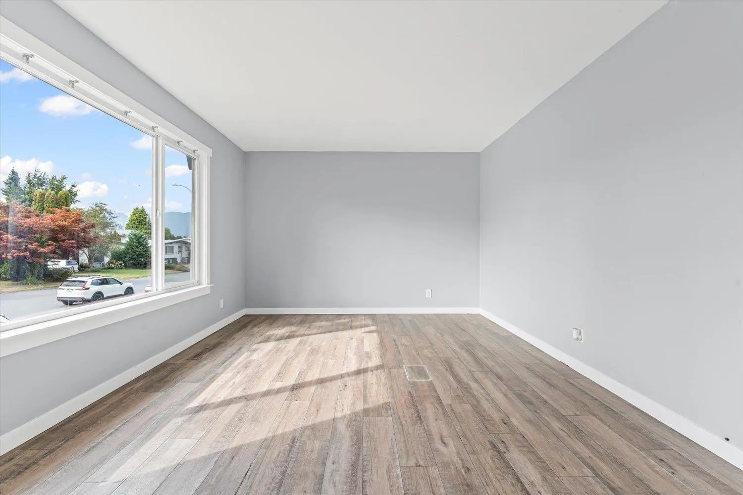 6050 GLENMORE DRIVE|Sardis South