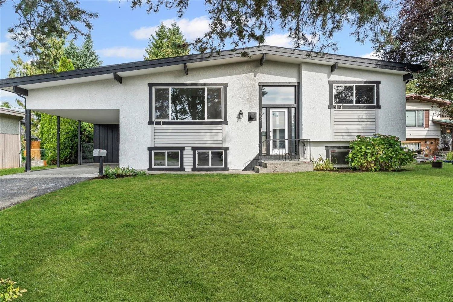 6050 GLENMORE DRIVE|Sardis South