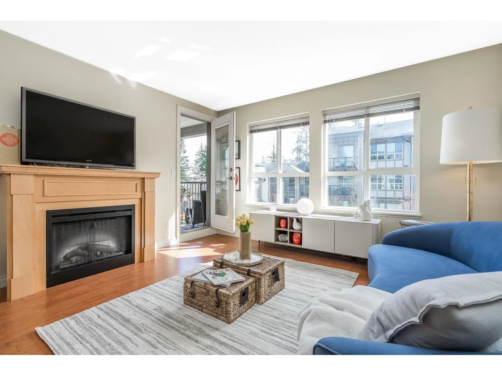 412 8717 160 STREET