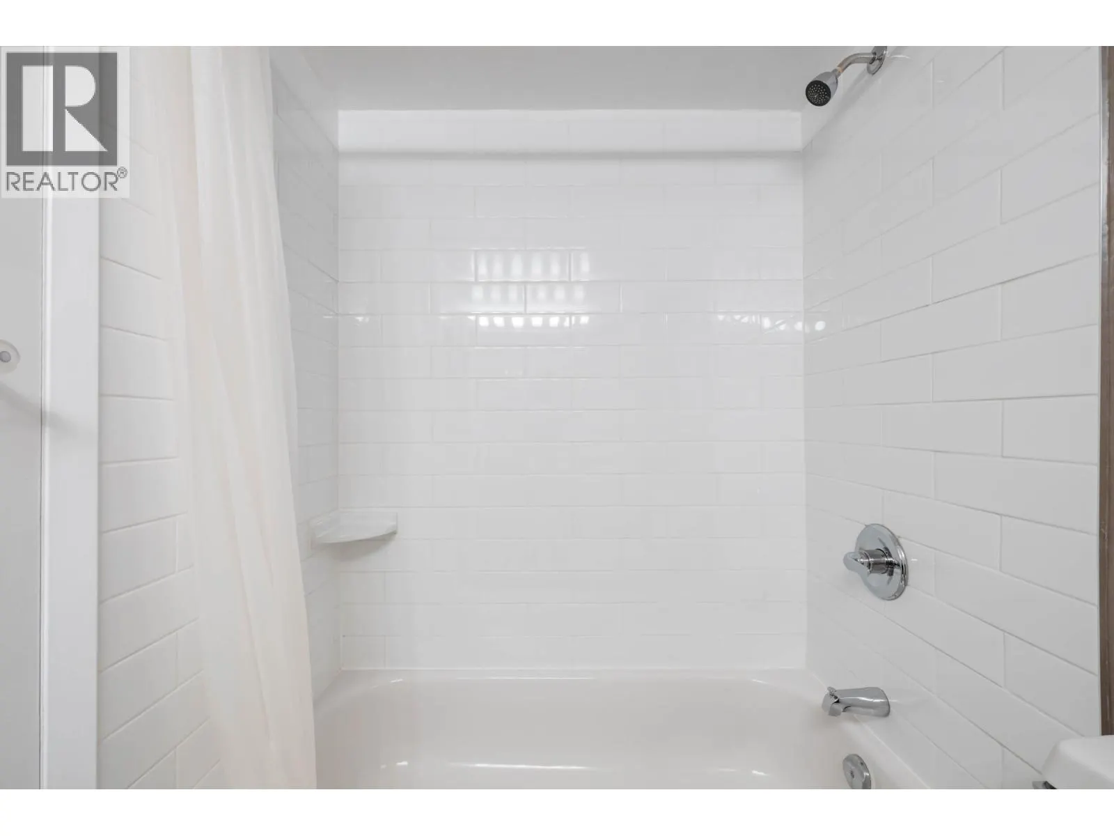 906 1250 BURNABY STREET
