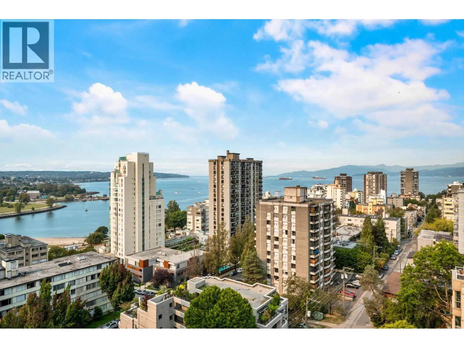 906 1250 BURNABY STREET