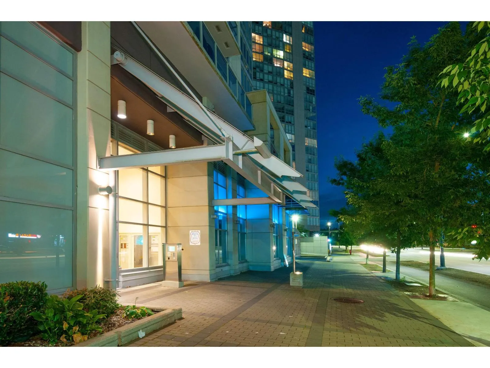 1606 13688 100 AVENUE