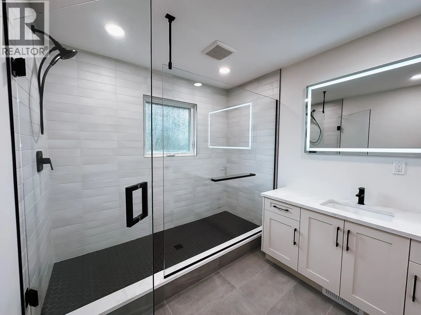 2960 NECHAKO DRIVE