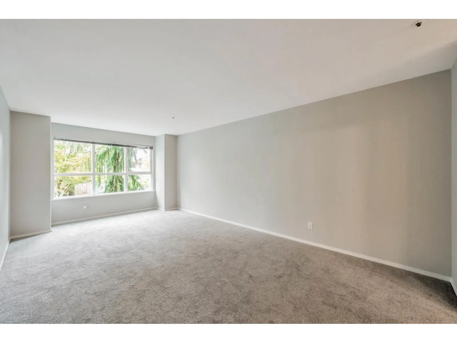202 13870 70 AVENUE