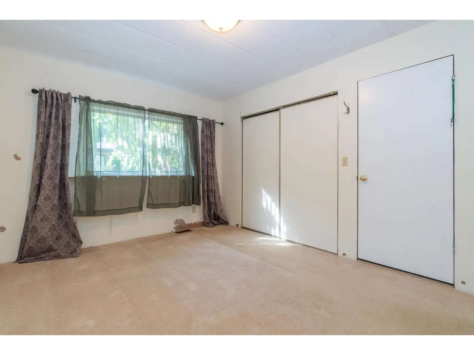 224 45835 SLEEPY HOLLOW ROAD|Cultus Lake East