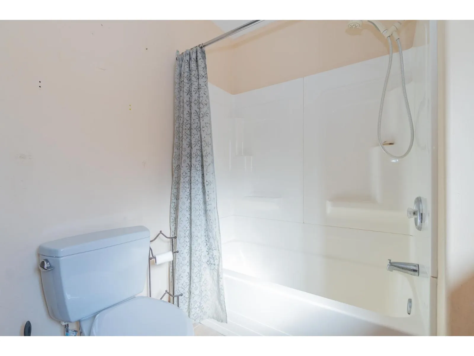 224 45835 SLEEPY HOLLOW ROAD|Cultus Lake East