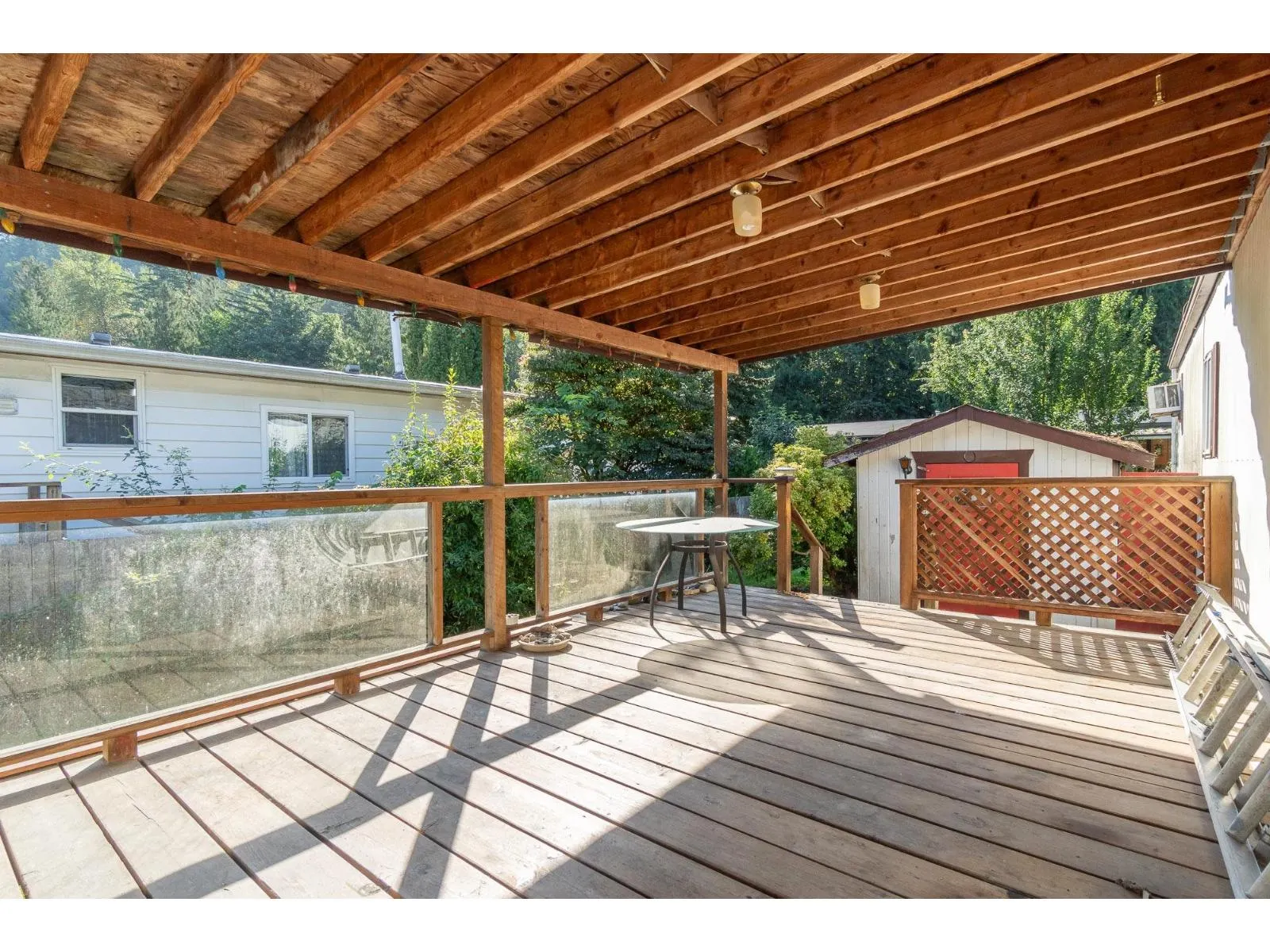 224 45835 SLEEPY HOLLOW ROAD|Cultus Lake East