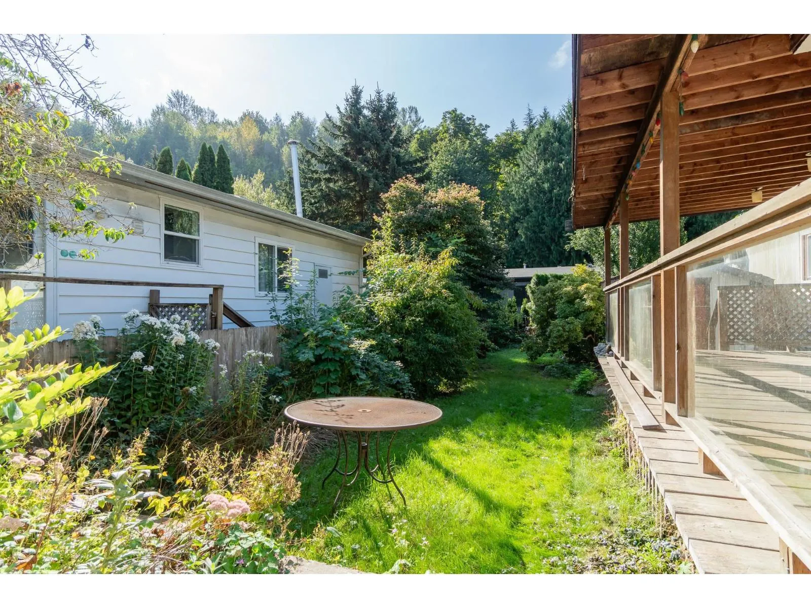 224 45835 SLEEPY HOLLOW ROAD|Cultus Lake East