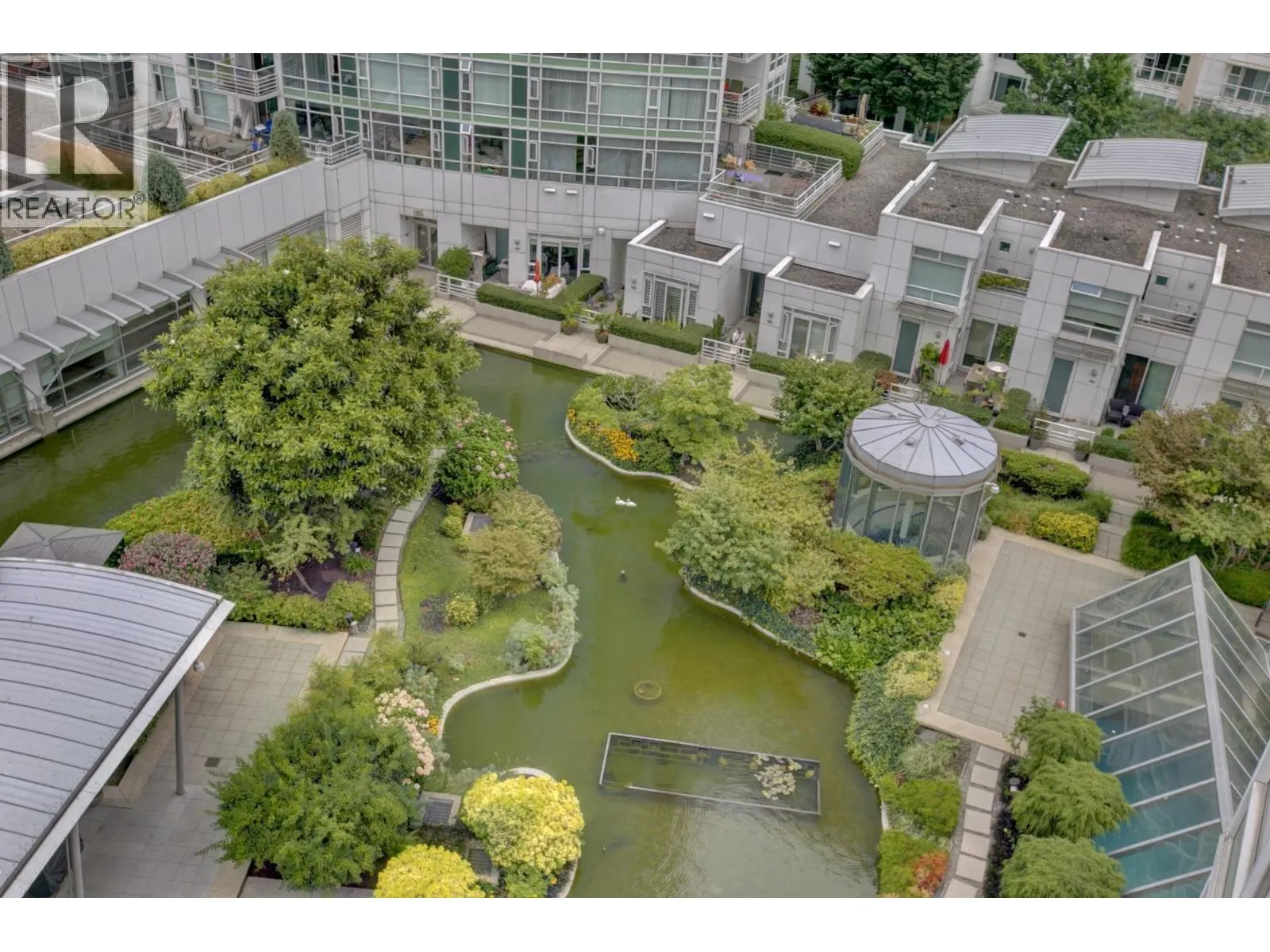 1205 1199 MARINASIDE CRESCENT