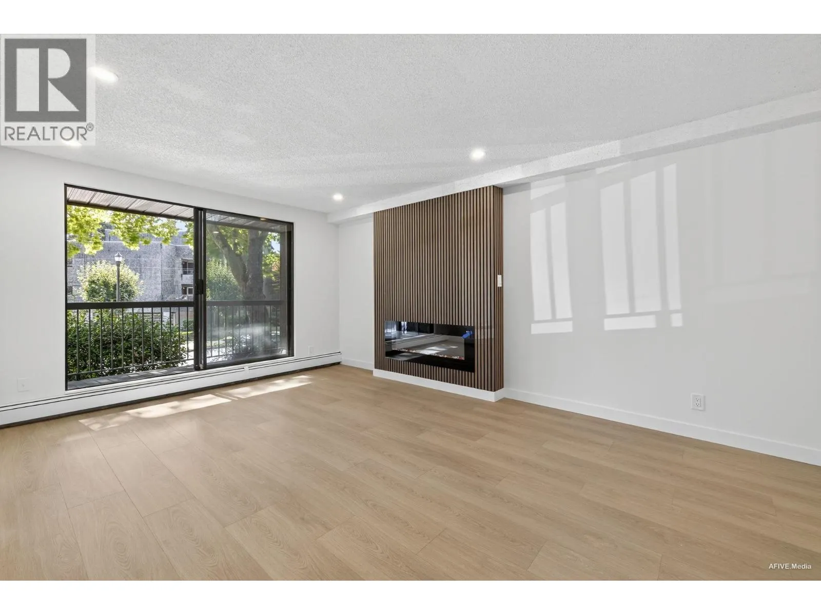 121 8511 ACKROYD ROAD