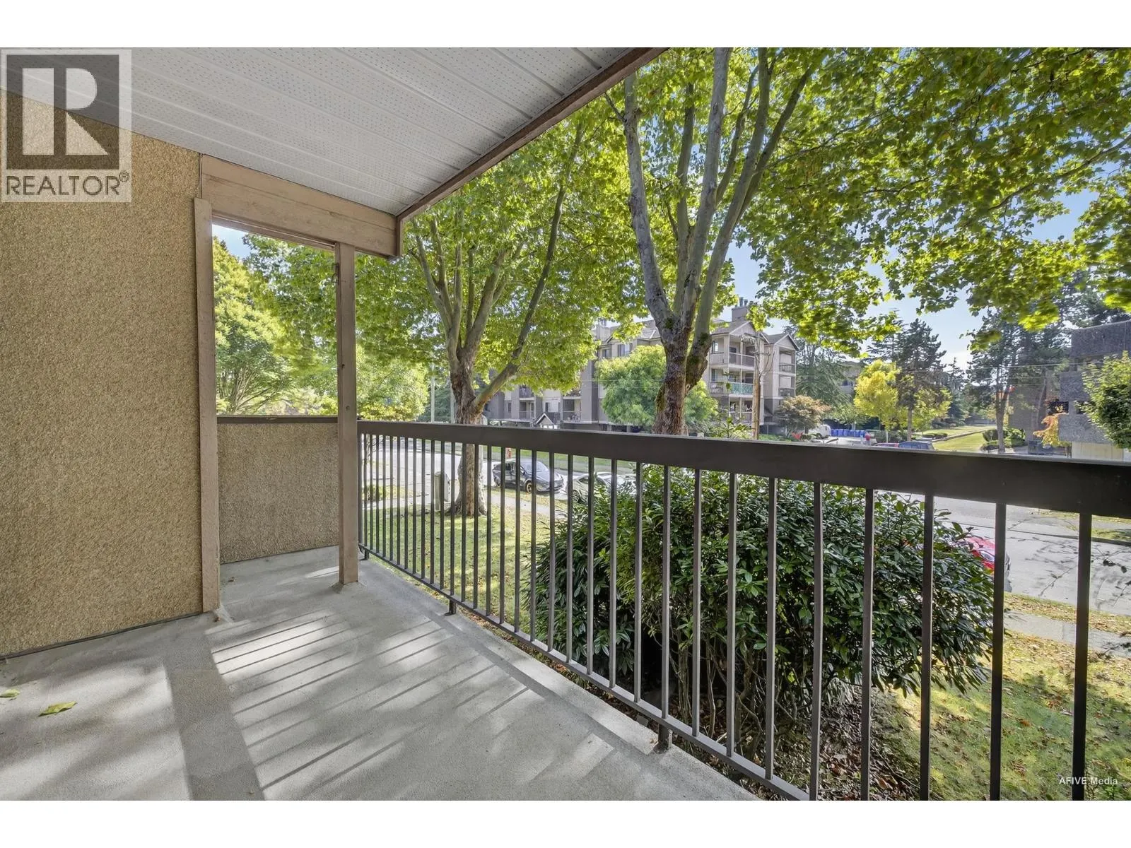 121 8511 ACKROYD ROAD