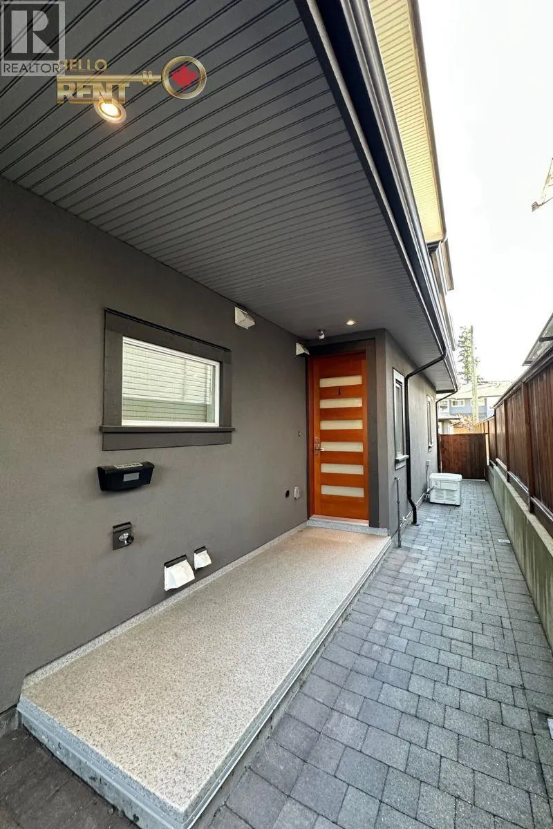 233 W 18TH STREET