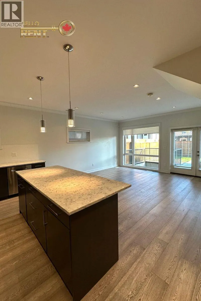233 W 18TH STREET