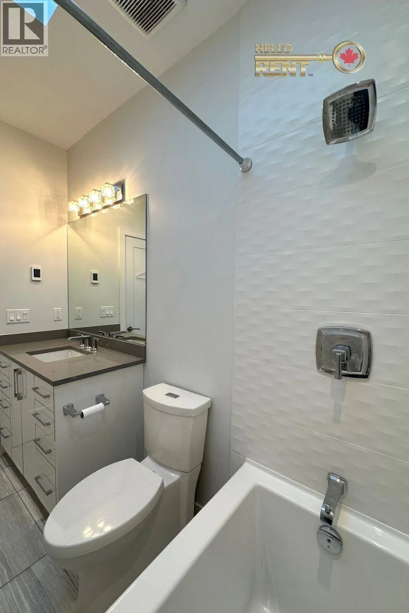 233 W 18TH STREET