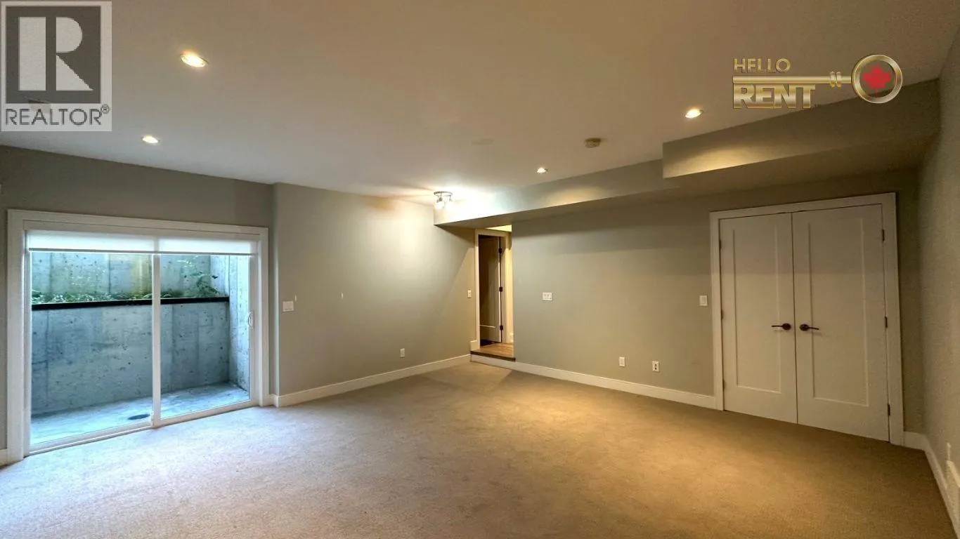233 W 18TH STREET