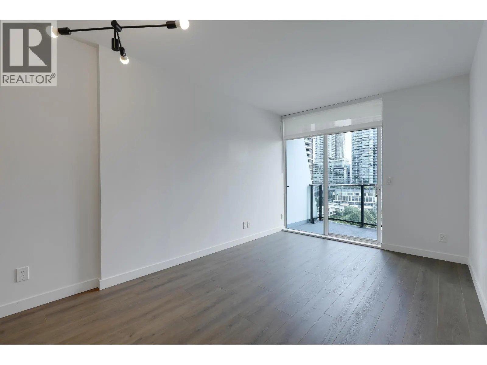 1308 2181 MADISON AVENUE