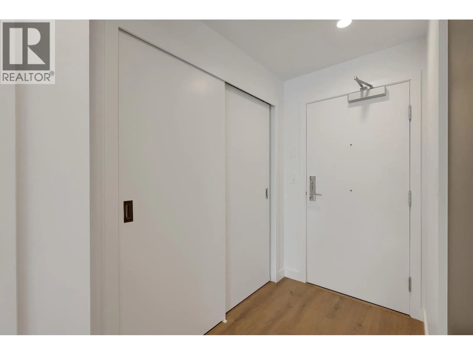 1308 2181 MADISON AVENUE