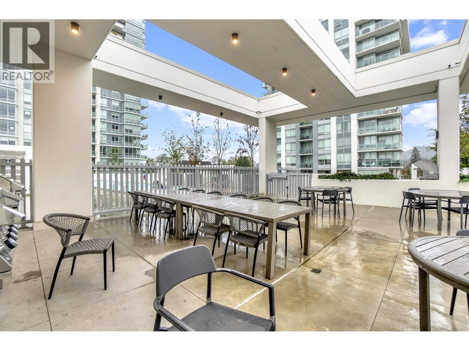 1302 1675 LIONS GATE LANE