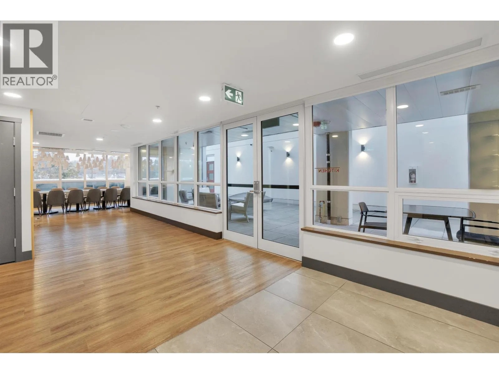 1302 1675 LIONS GATE LANE