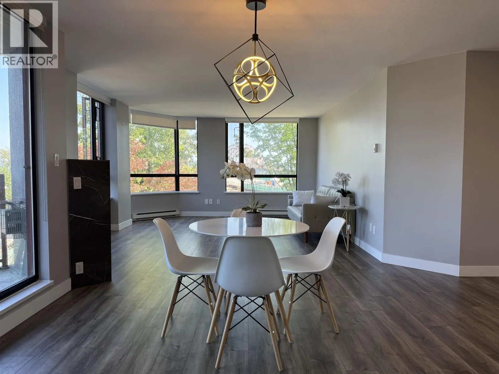 102 38 LEOPOLD PLACE