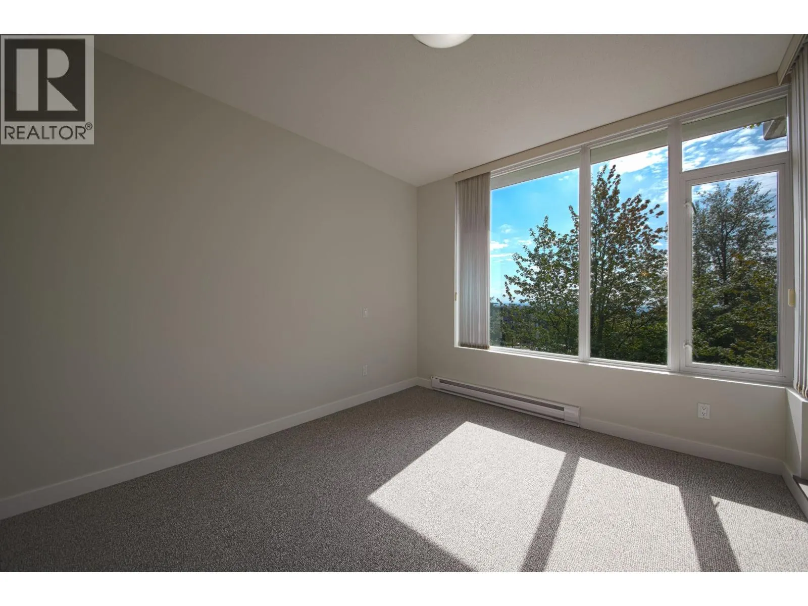 309 9009 CORNERSTONE MEWS