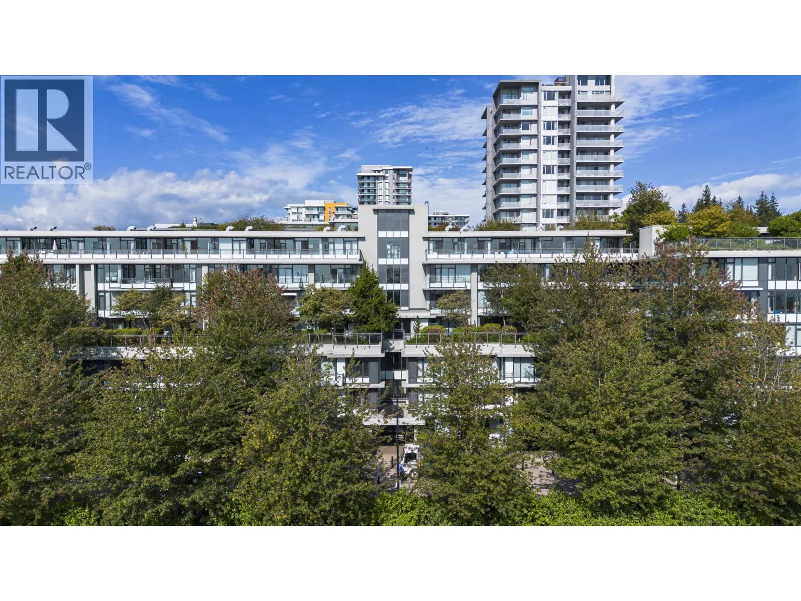 309 9009 CORNERSTONE MEWS