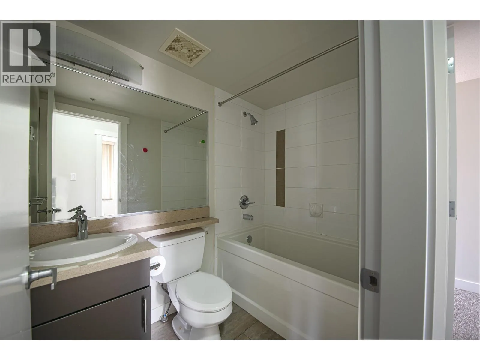 309 9009 CORNERSTONE MEWS