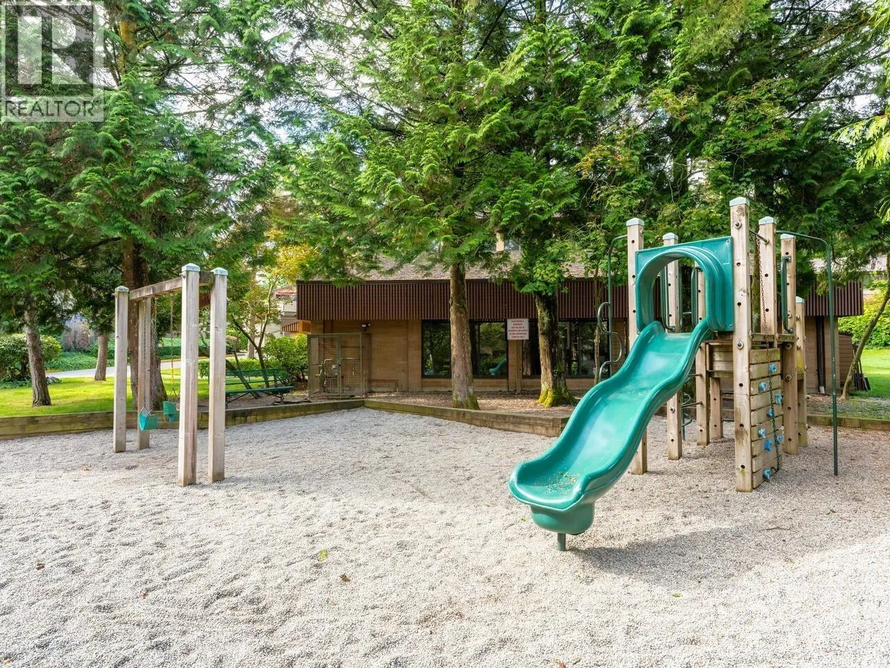 5766 MAYVIEW CIRCLE
