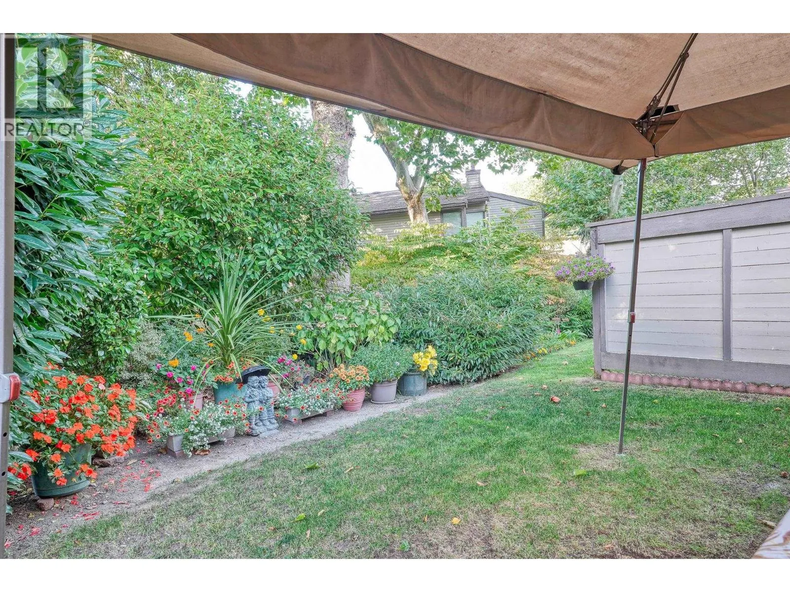 5766 MAYVIEW CIRCLE