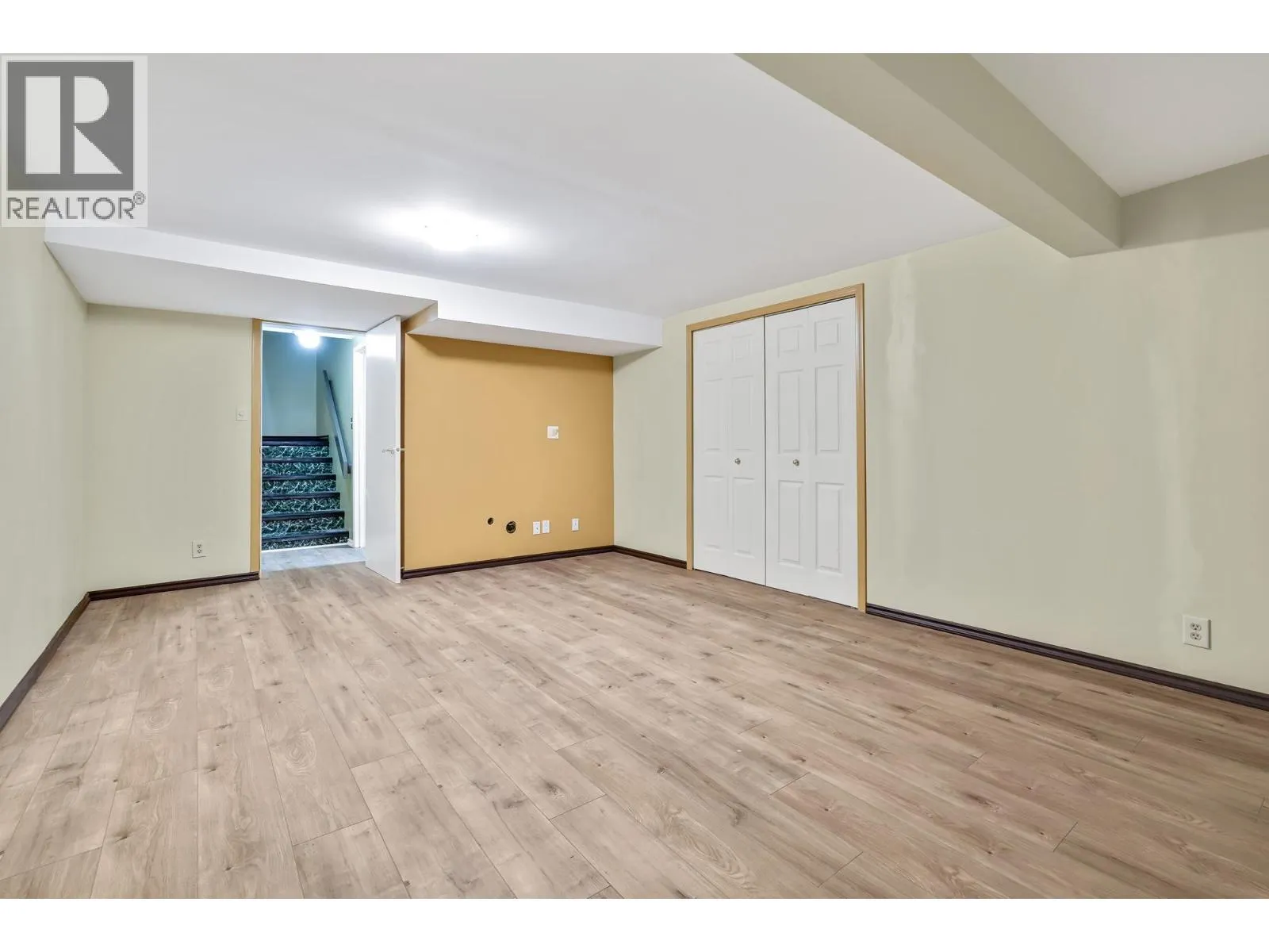 5766 MAYVIEW CIRCLE