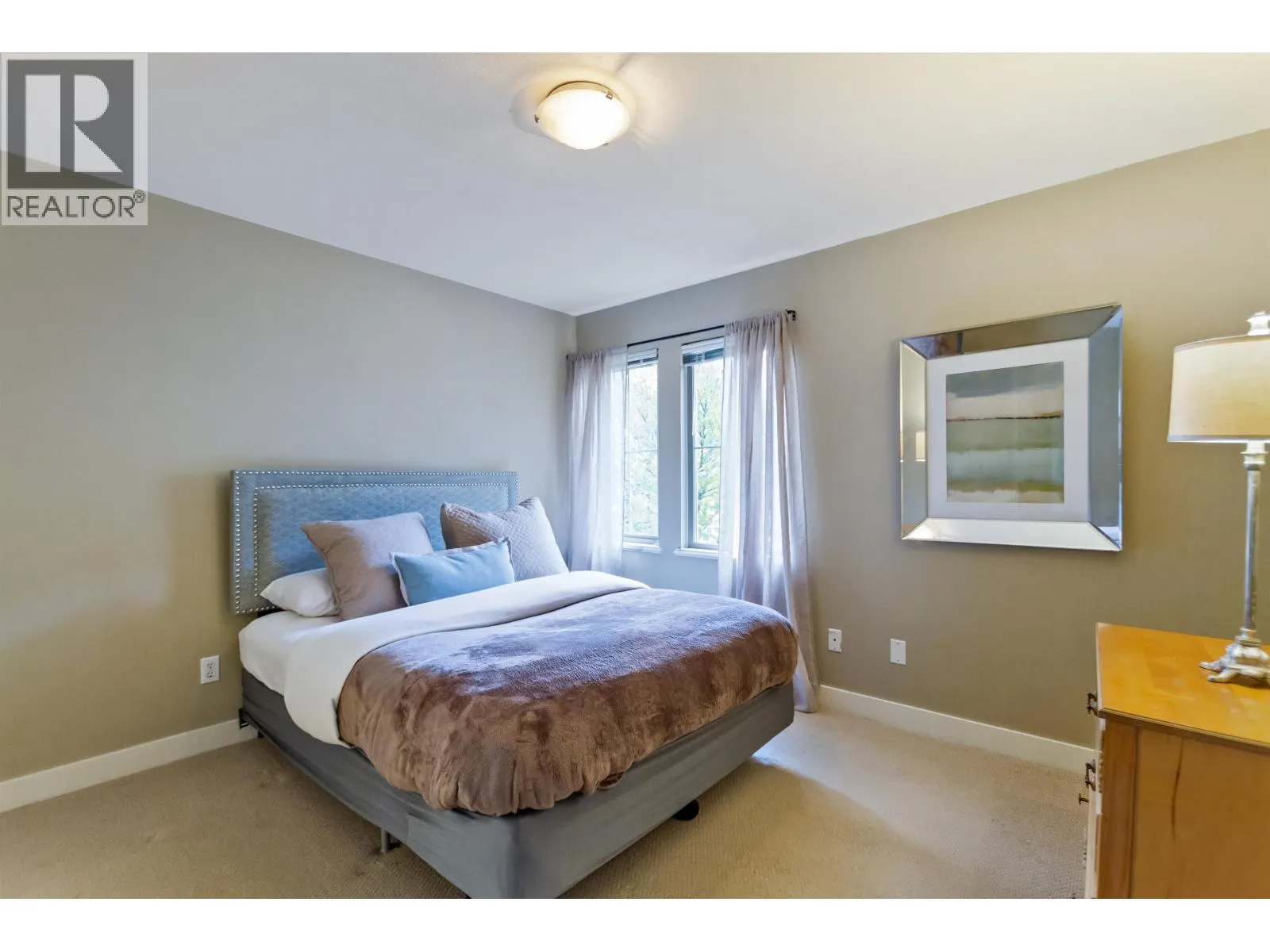 70 FERNWAY DRIVE