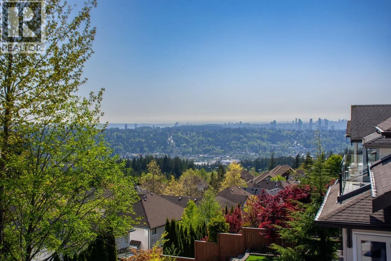70 FERNWAY DRIVE