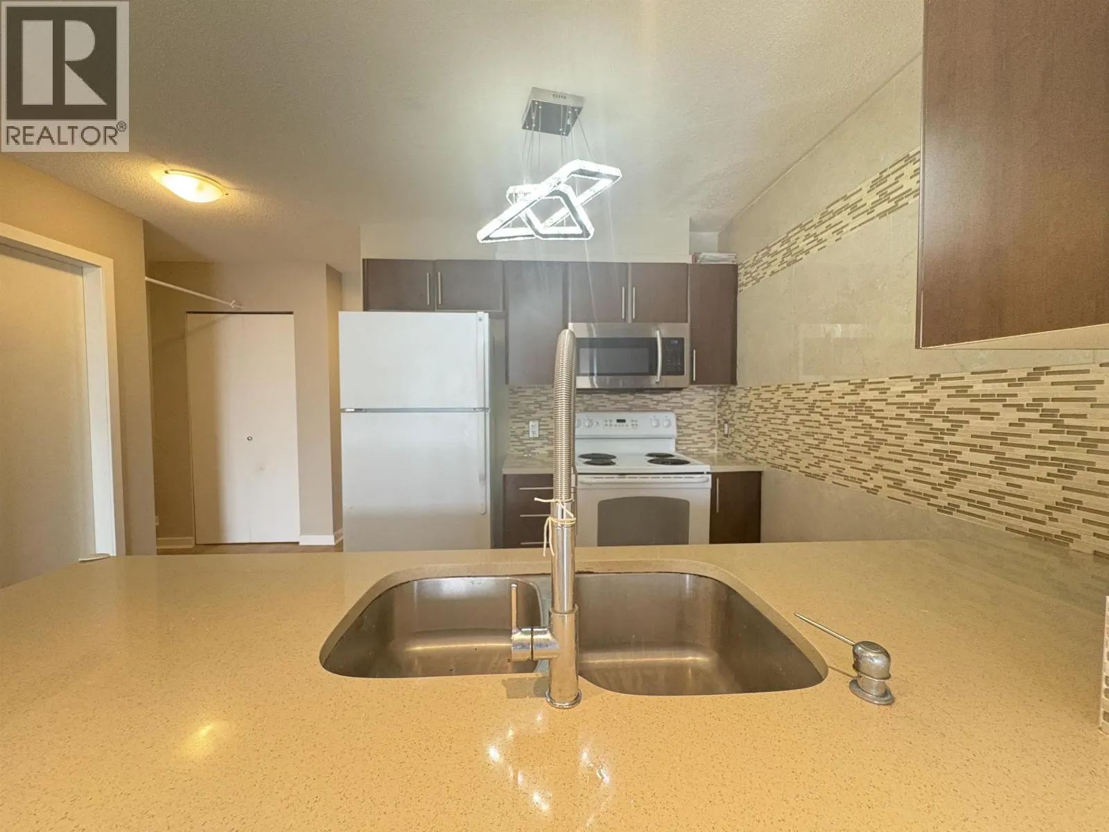 21xx 1178 HEFFLEY CRESCENT
