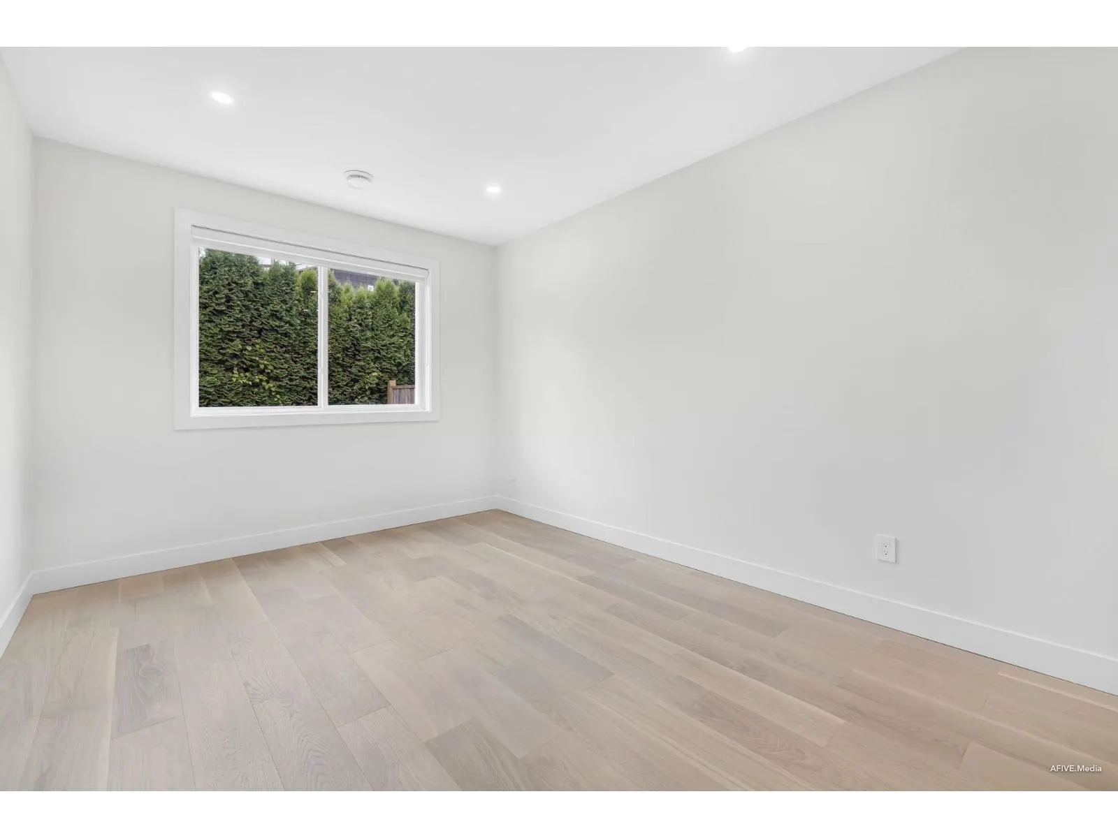 862 WILLOW PLACE|Harrison Hot Springs