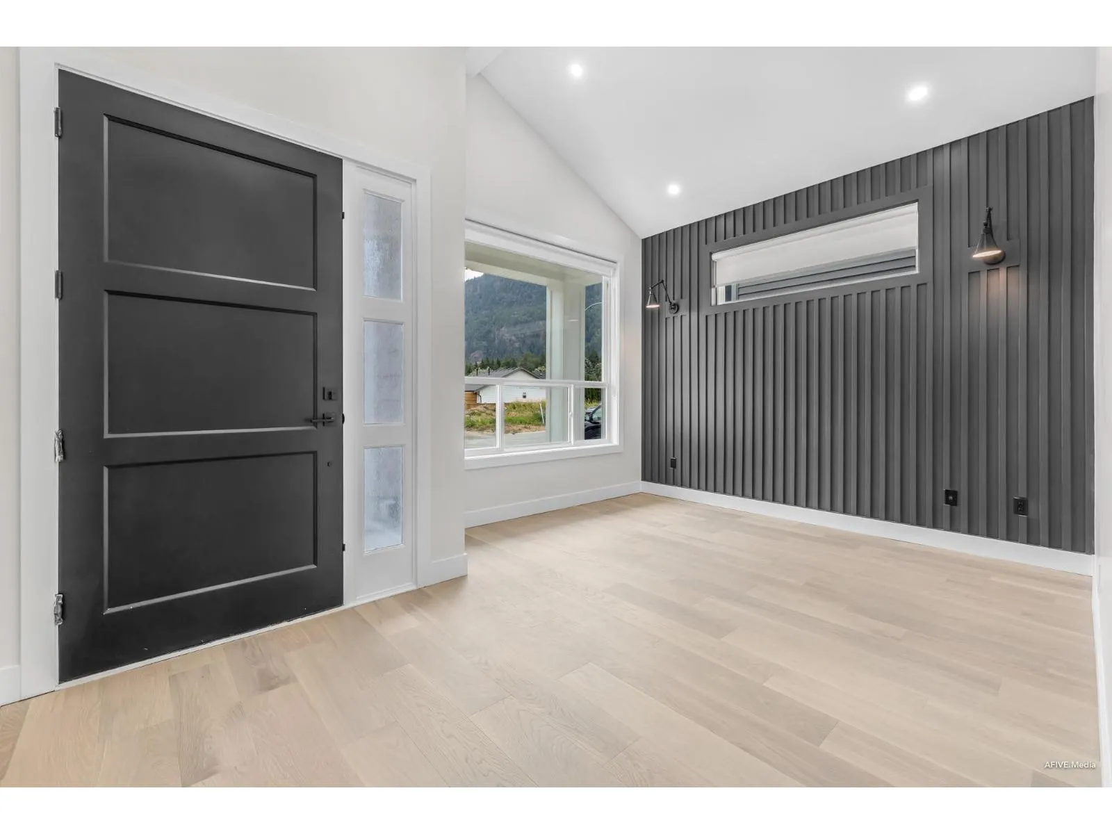 862 WILLOW PLACE|Harrison Hot Springs