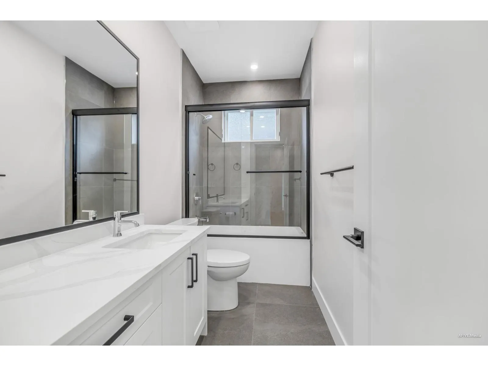 862 WILLOW PLACE|Harrison Hot Springs