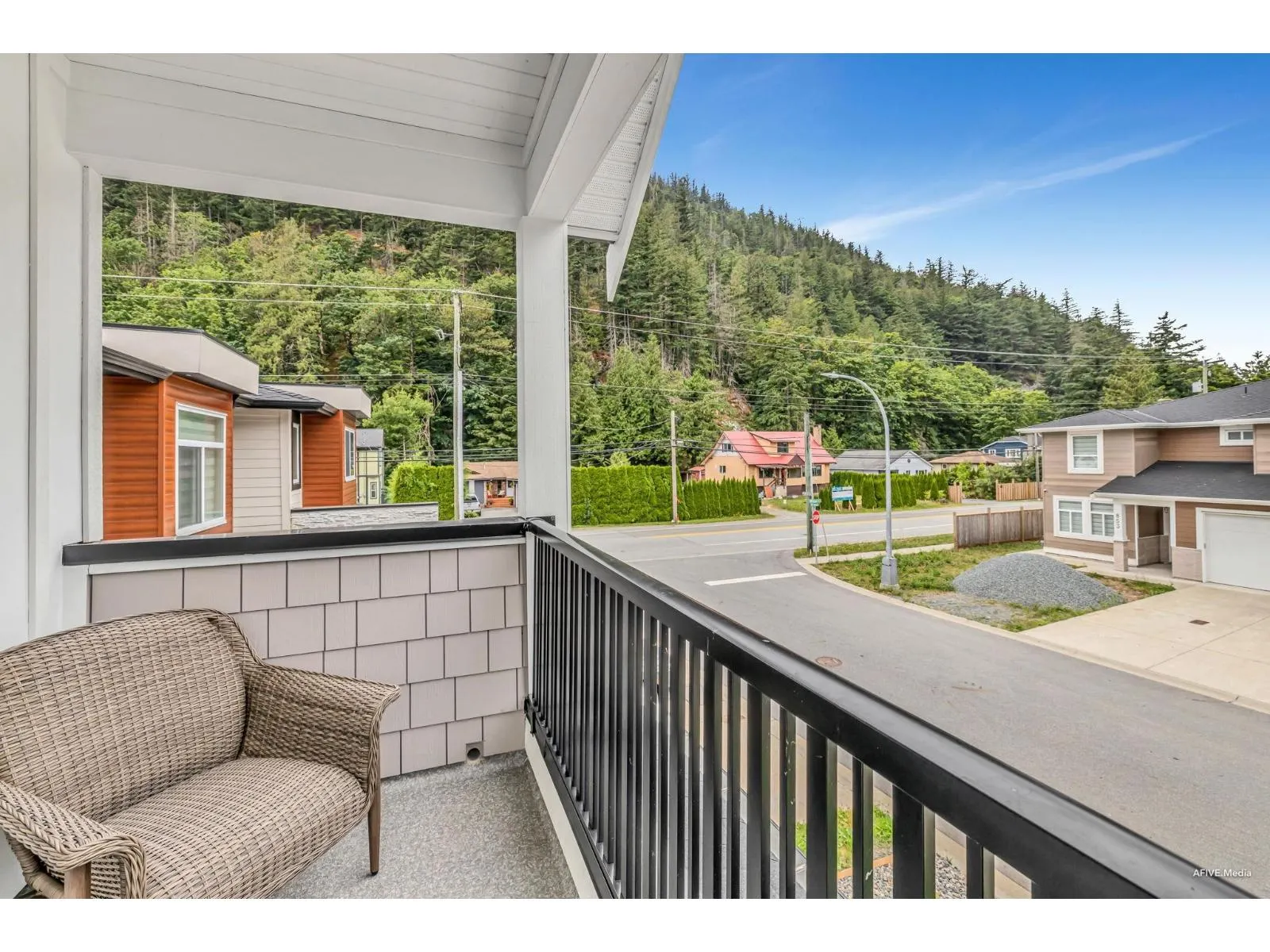 862 WILLOW PLACE|Harrison Hot Springs