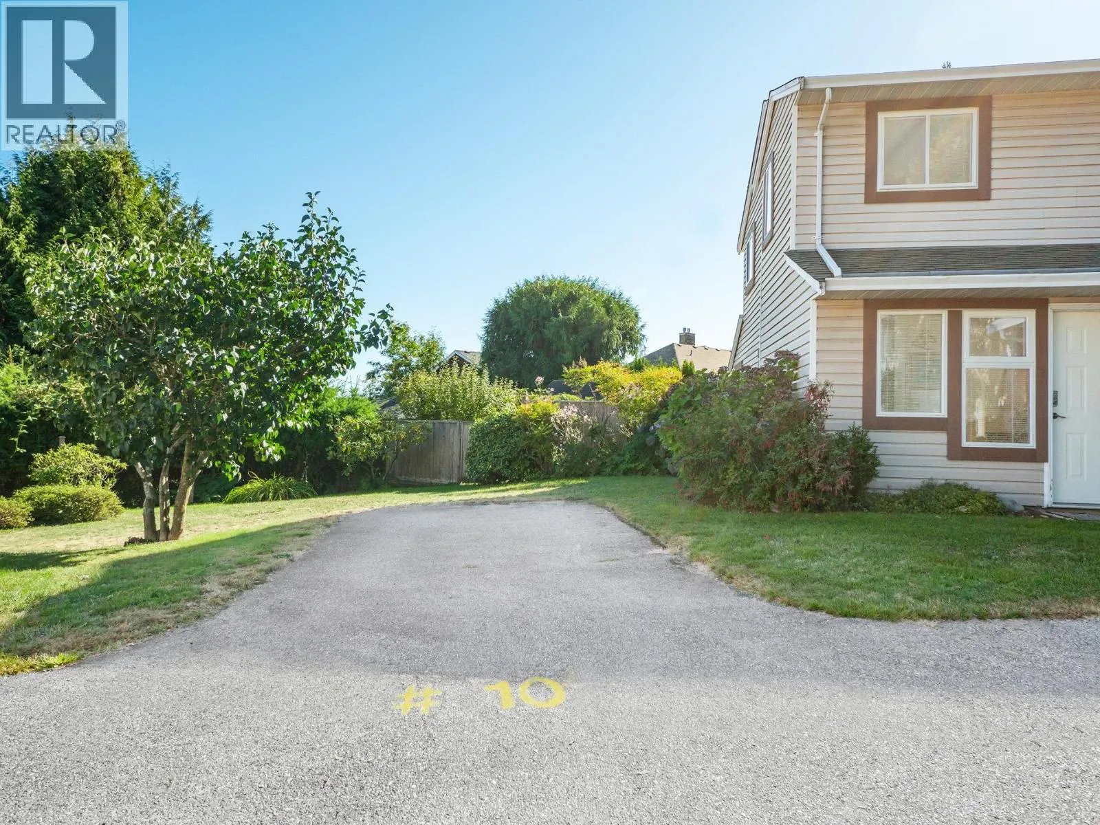 10 765 SCHOOL ROAD