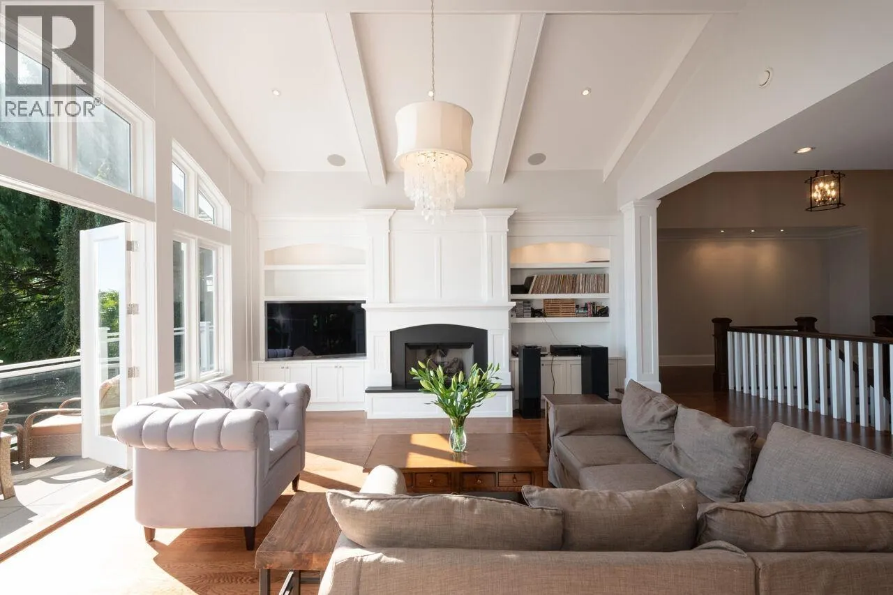 4659 WOODGREEN DRIVE