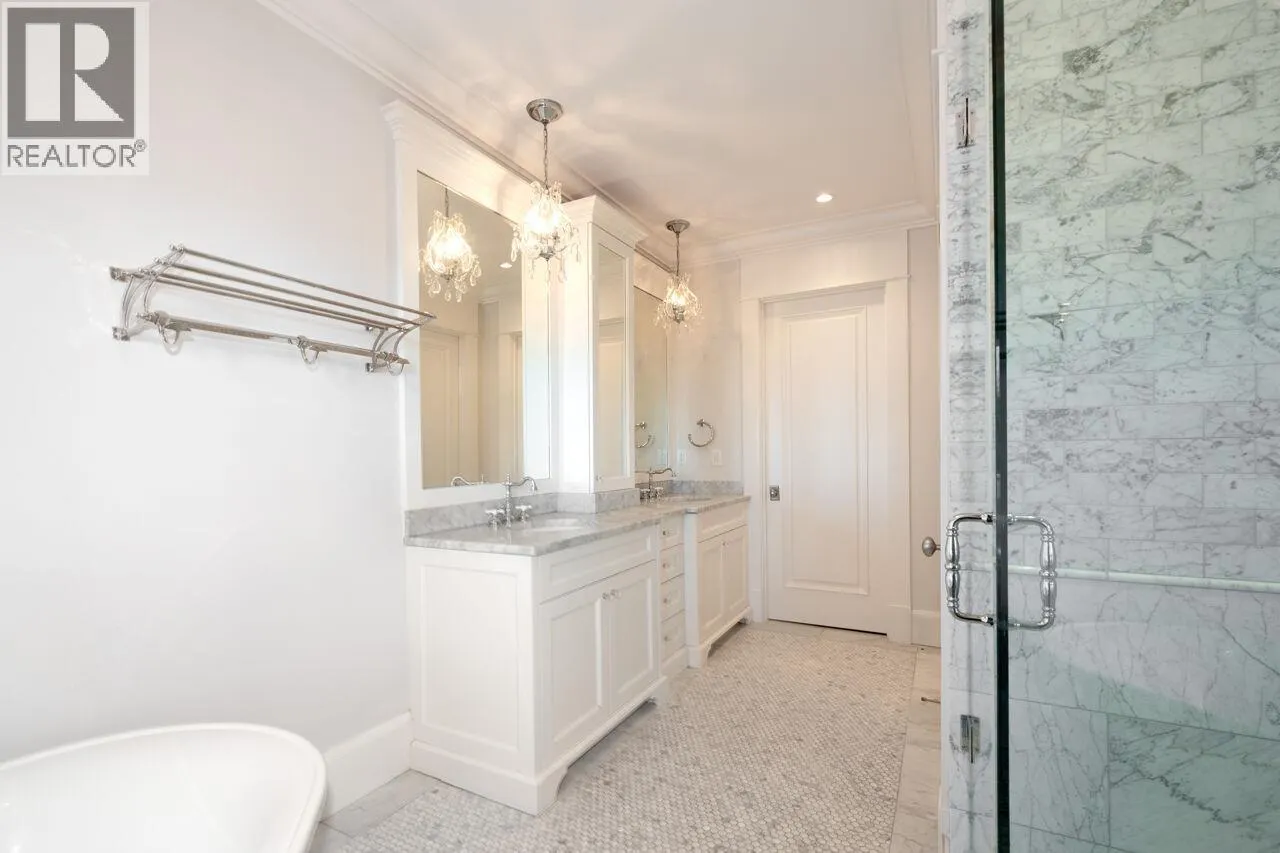 4659 WOODGREEN DRIVE